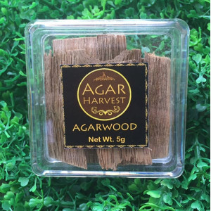 Pure Fragrance Agarwood Chips Standard 1A (Harvest) - 5g. Pure Fragrance Agarwood Chips Standard 1A (Harvest) - 5g.